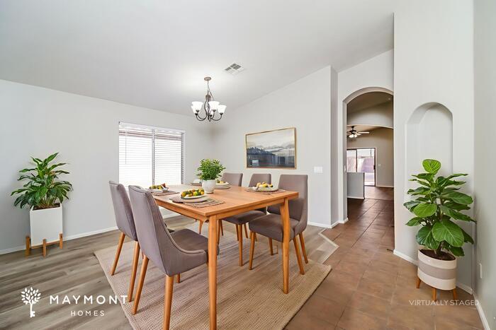 Building Photo - 42539 W Michaels Dr