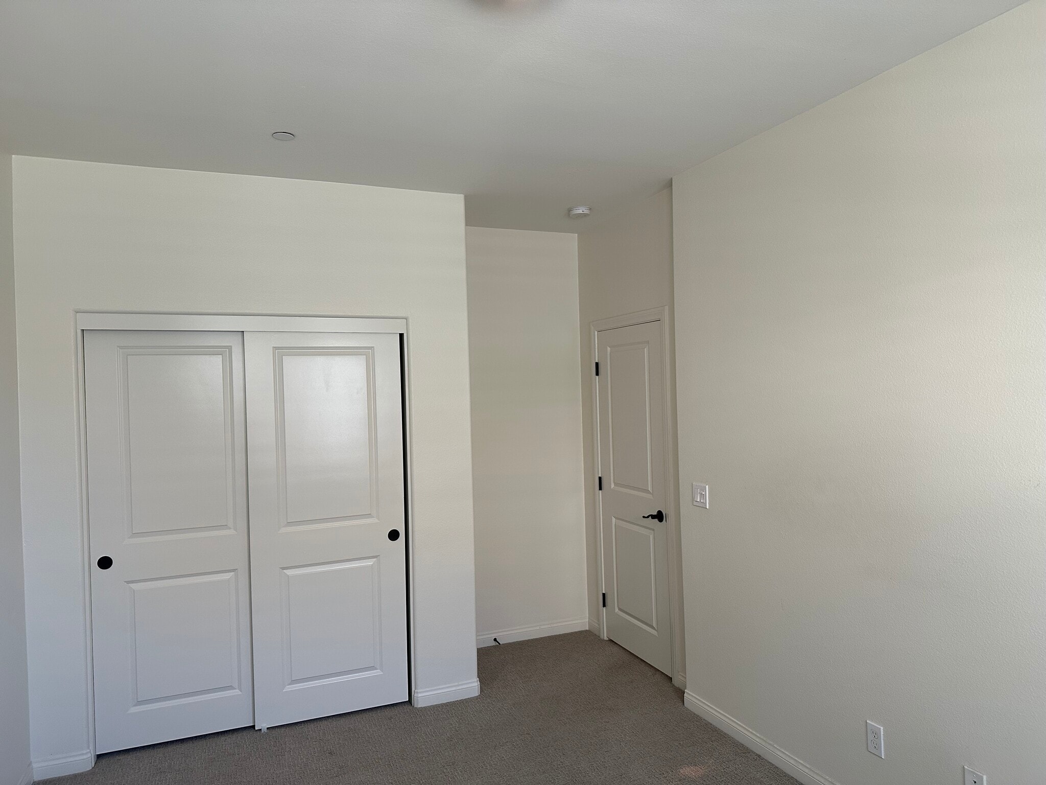Building Photo - 16029 Veridian Cir