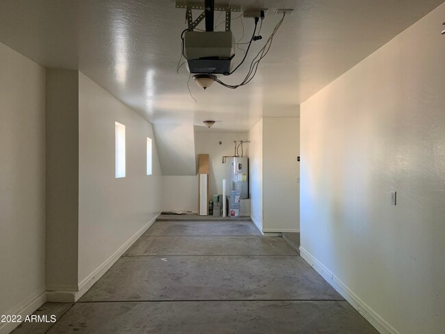Building Photo - 34924 N 30th Ave