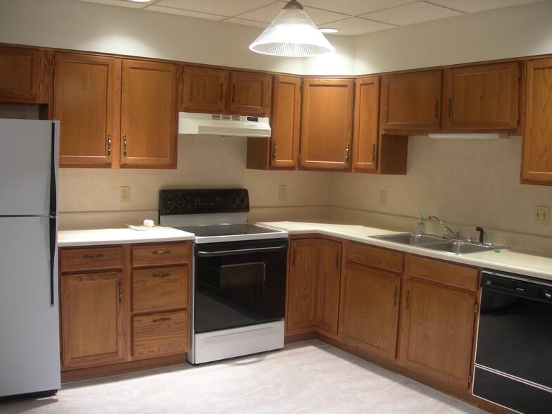 Primary Photo - 312 N Centre St