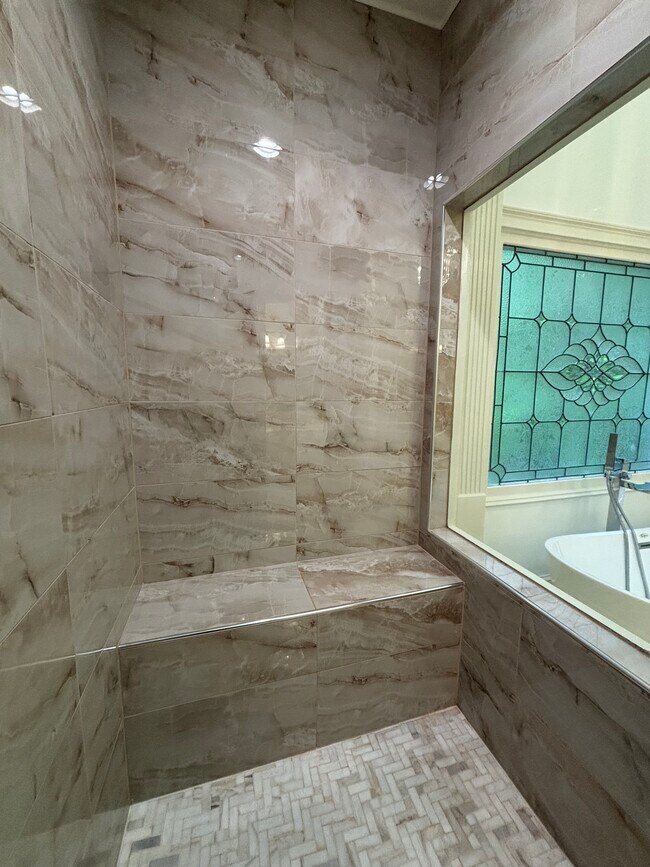 Building Photo - 10615 Honey Brook Cir
