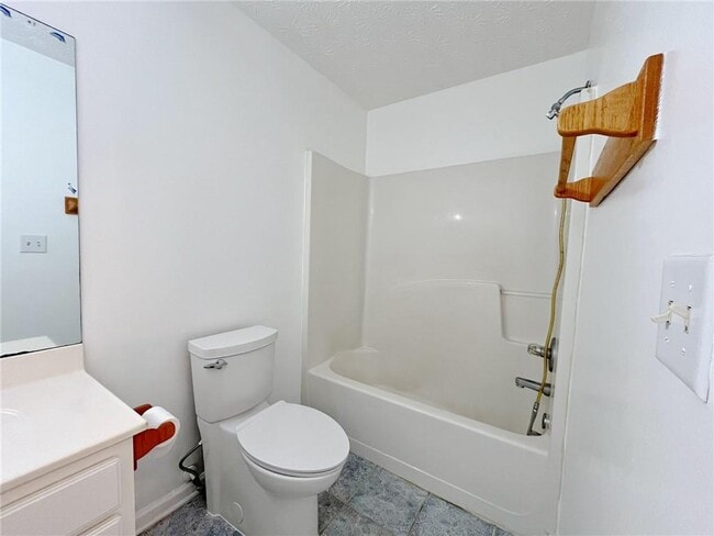 Building Photo - 290 Arden Ridge Ct