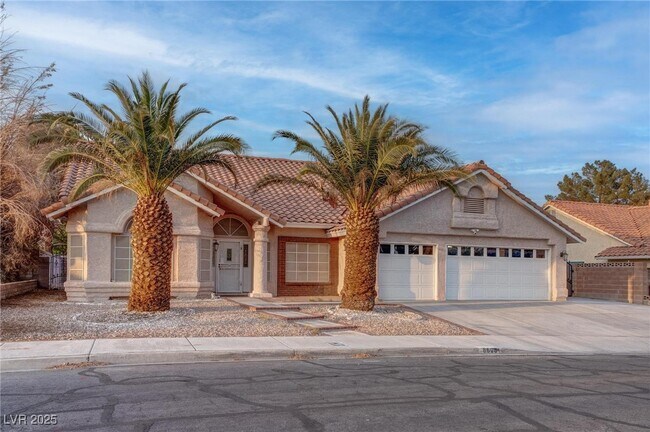 Building Photo - 8608 Highacre Dr