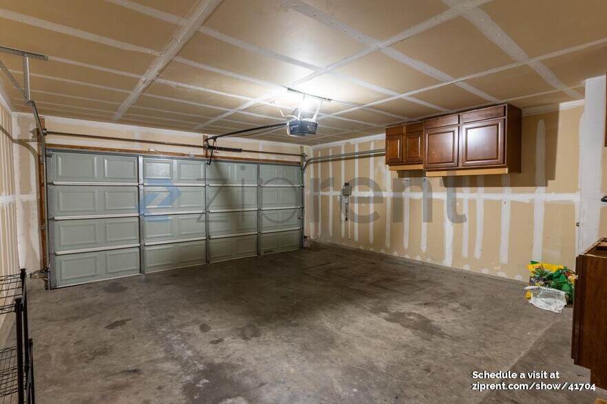 Building Photo - 632 Fort Thomas Pl