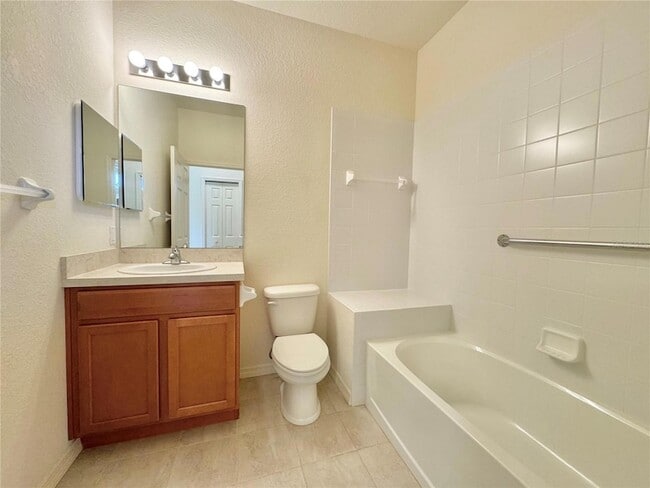 Building Photo - 1632 Linz Ct