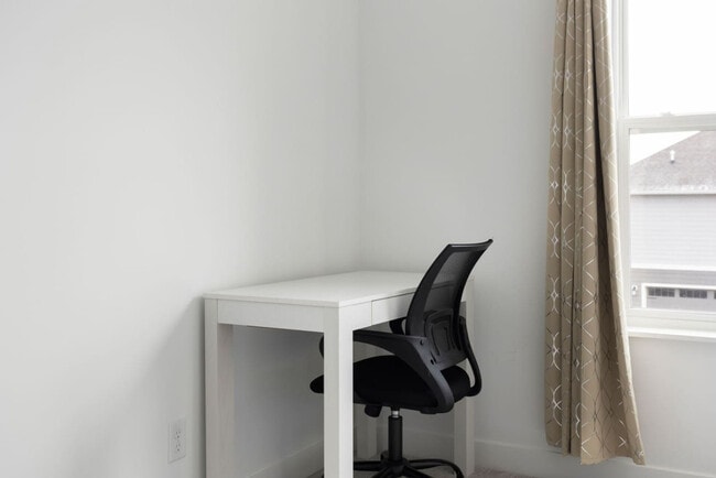 Building Photo - 17355 Wellburn Dr