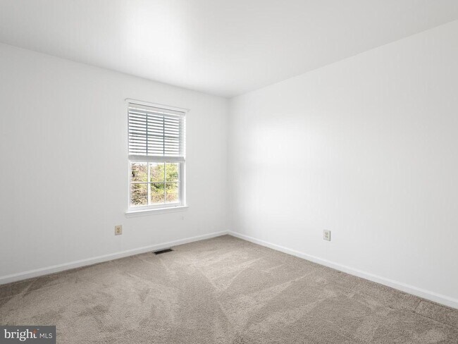 Building Photo - 109 Driftwood Ln