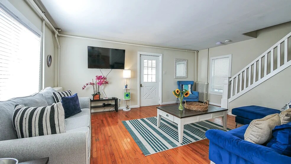 Building Photo - 201 N Portland Ave