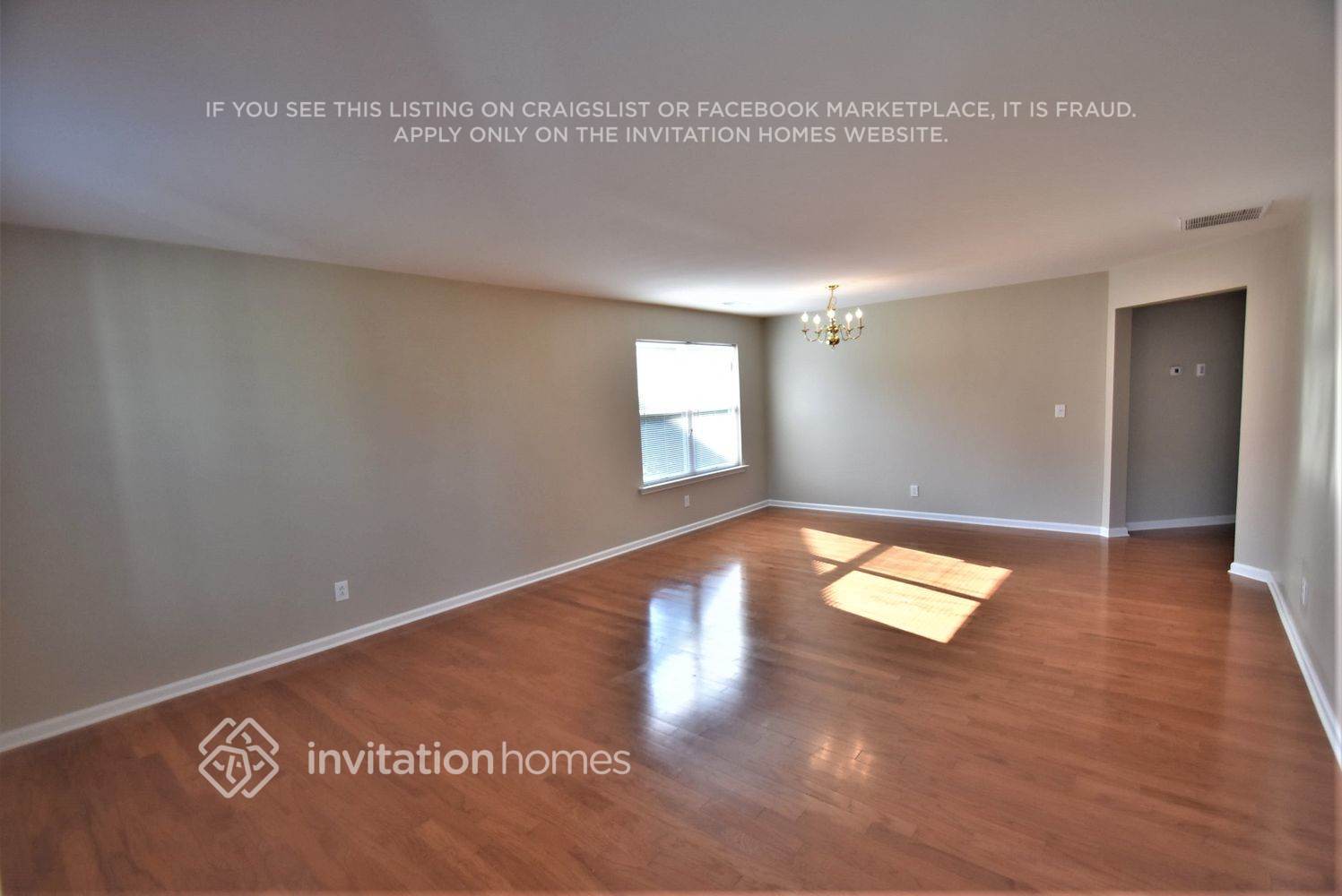 Building Photo - 2943 Edgewater St SW