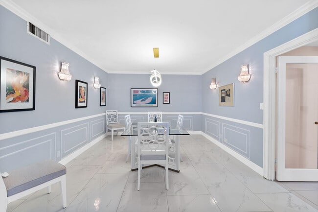 Building Photo - 111 N Pompano Beach Blvd