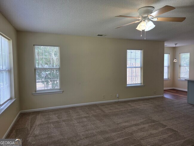 Building Photo - 1213 Exley Dr
