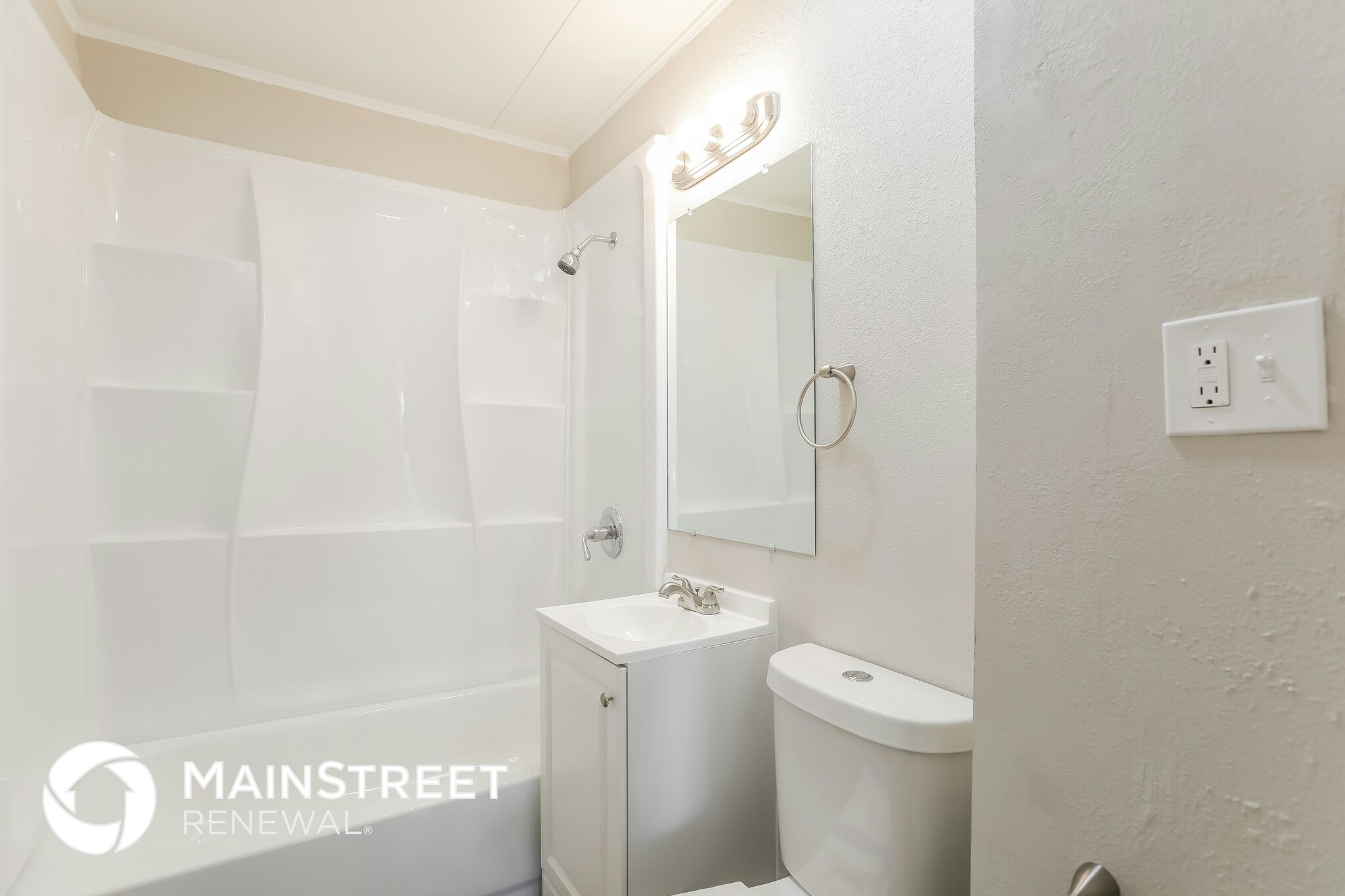 Building Photo - 2307 NE 59th St