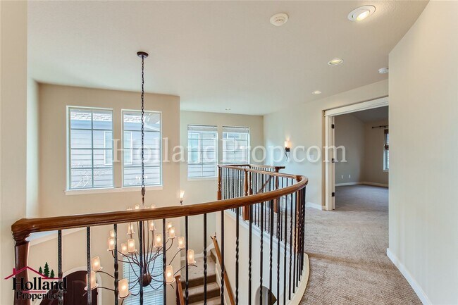 Building Photo - Stunning 3-Bedroom Home in Desirable Orenco Station Community!