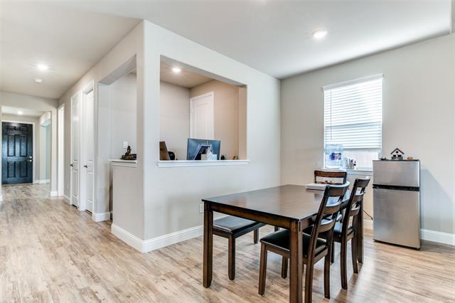 Building Photo - 7201 Bronco Blf