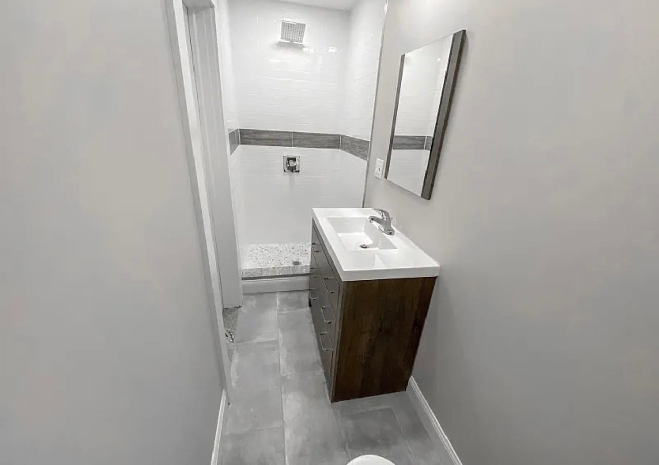 Bathroom #2 - 426 Cornelia St