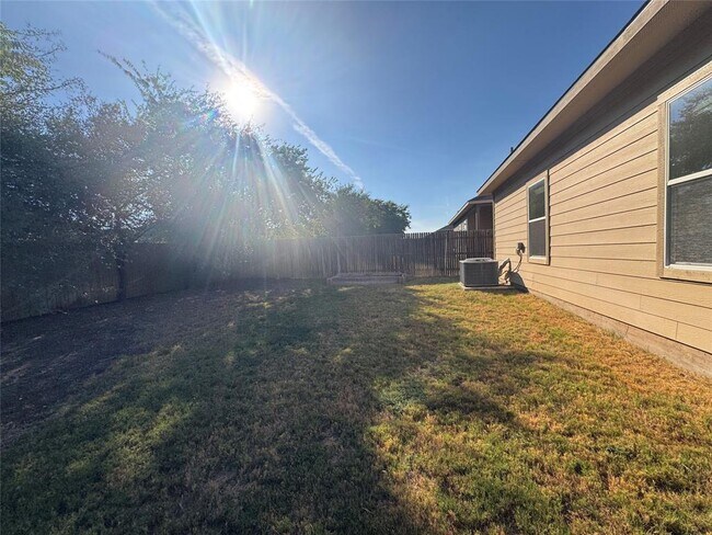 Building Photo - 2921 Bridekirk Dr