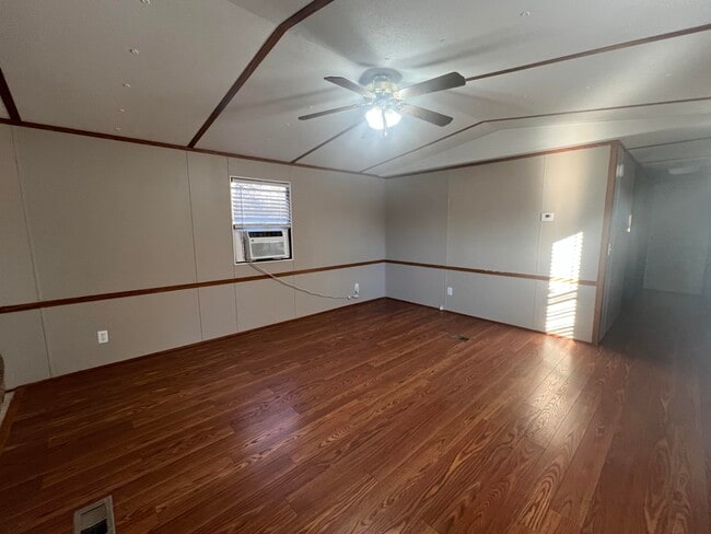 Building Photo - 295 Sawgrass Ct