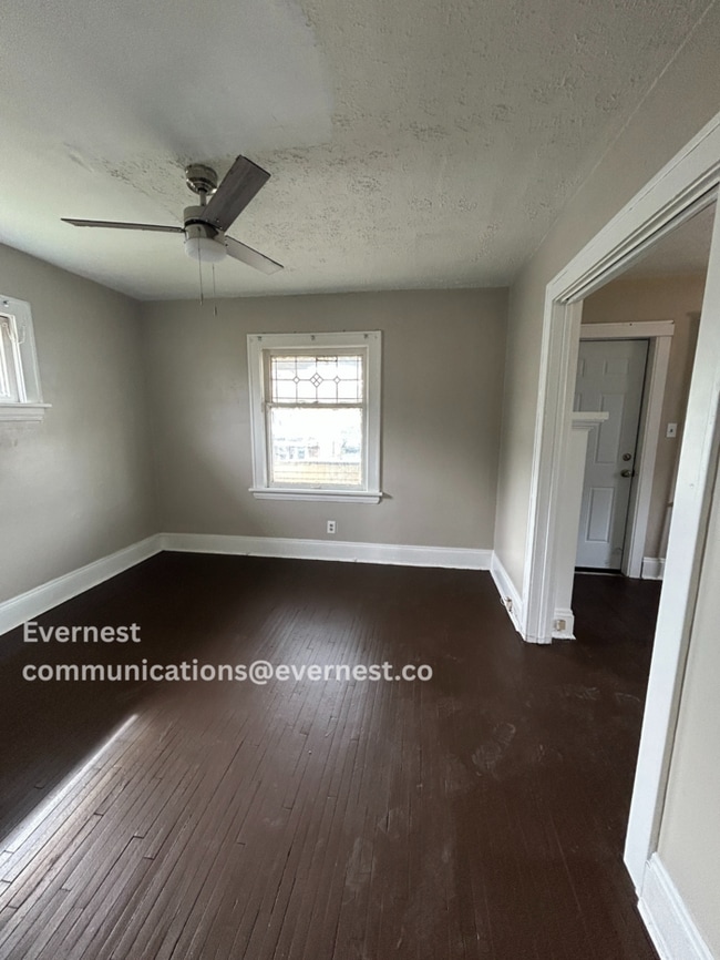 Building Photo - 12013 Parkhill Ave