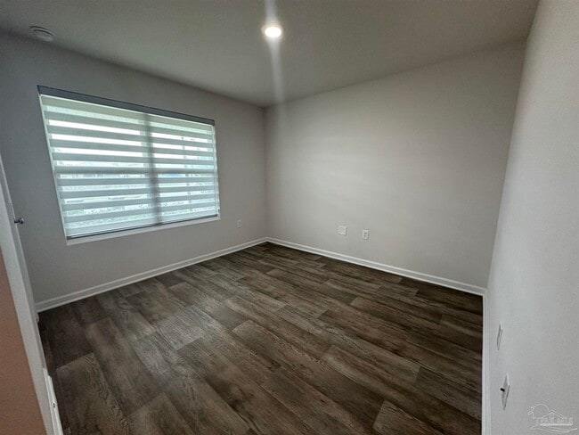 Building Photo - 7565 Steeplechase Blvd