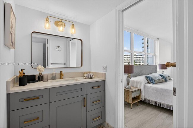 Building Photo - 1340 S Ocean Blvd