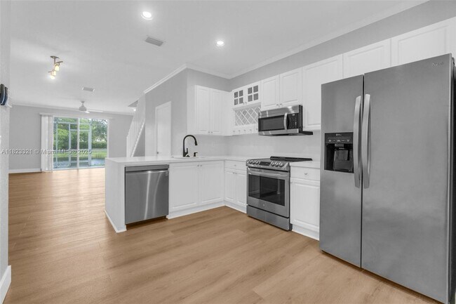 Building Photo - 2494 Cordoba Bend