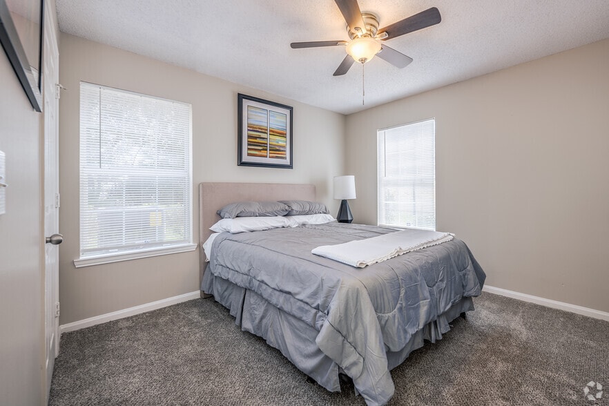 2BD/2BA Bedroom - Cottage Hill Farms