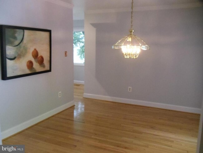 Building Photo - 308 Loudoun St SW
