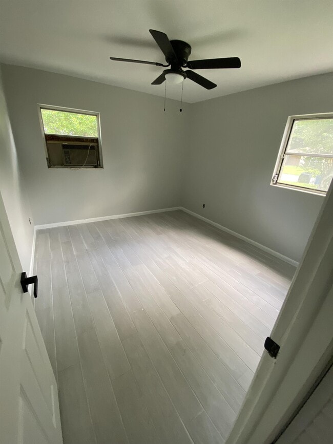 Building Photo - 2461 Quail Ave