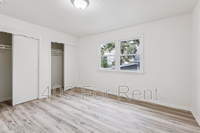 Building Photo - 1056 S 29th St