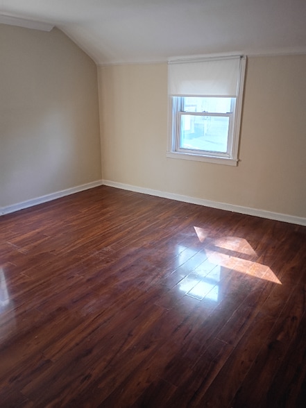 Building Photo - 4531 Coleridge St