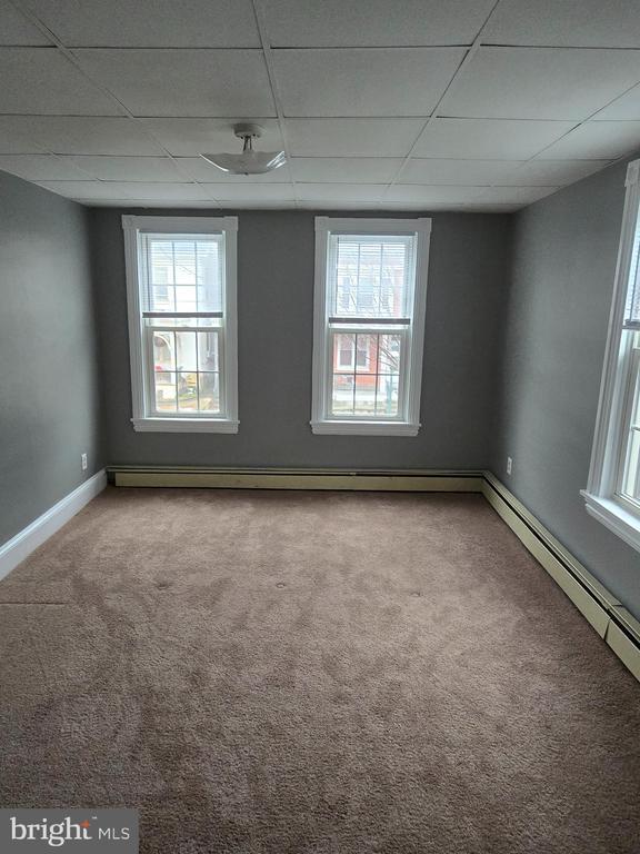 Building Photo - 125 Main St