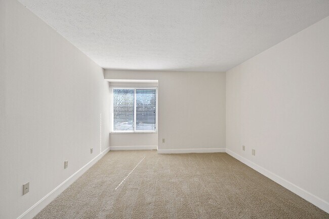Floorplan - Harpers Point Apartments*