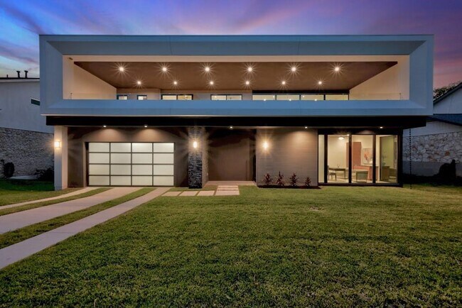 Building Photo - 3415 Rosefinch Trail