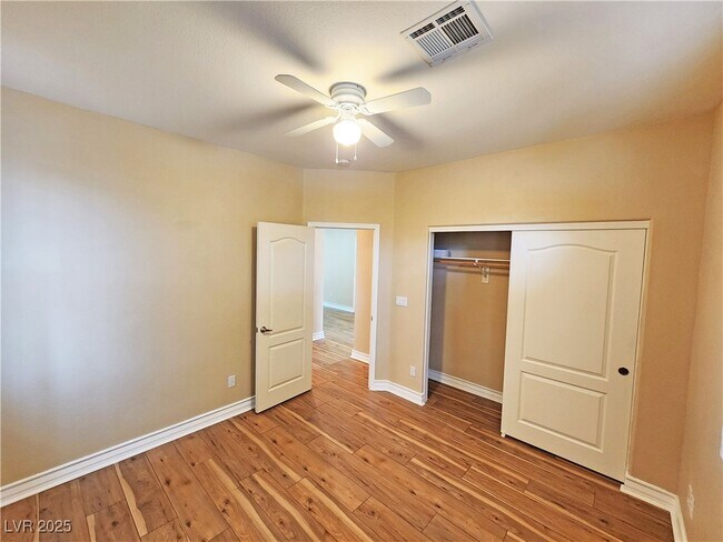 Building Photo - 5561 Carrara Pointe St