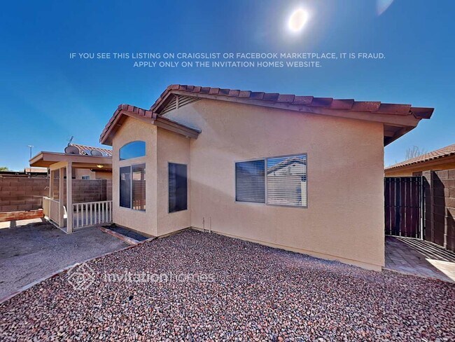 Building Photo - 866 E Mohave Ln