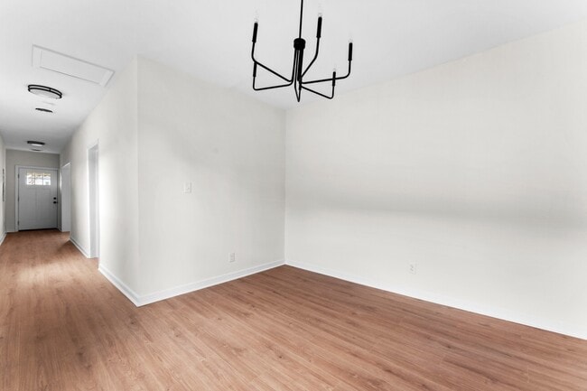 Building Photo - Trek Rentals