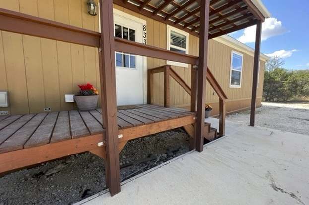 Building Photo - 833 CIMARRON-