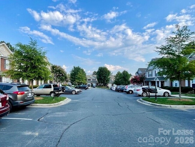 Building Photo - 8049 Stoneham Ct