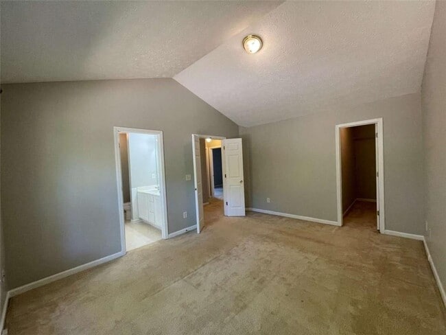 Building Photo - 2346 Delfern Dr NW