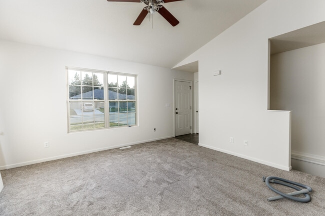 Building Photo - 941 Ashley Dr