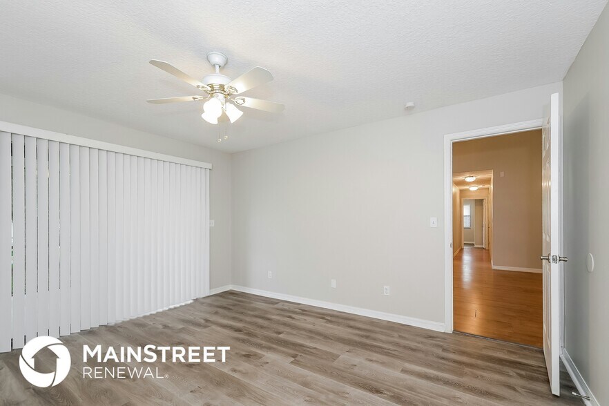 Building Photo - 343 Colony Ct