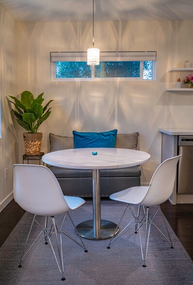 Dining Area - 7872 Truxton Ave