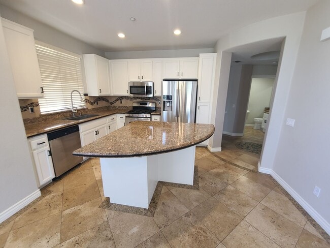 Building Photo - Great golf course views