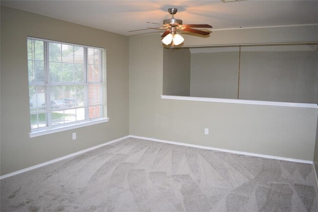 Building Photo - 30007 Oakland Hills Dr