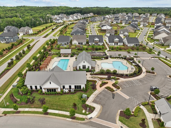 Building Photo - 200 Cloud Berry Ln