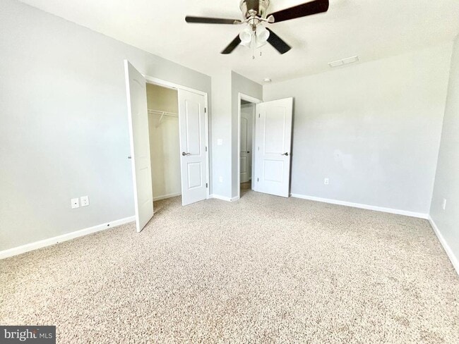 Building Photo - 307 S Marshview Terrace