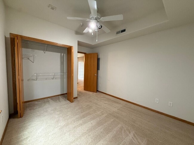Building Photo - $1,300| 2 Bedroom, 1 Bathroom Condo | No P...