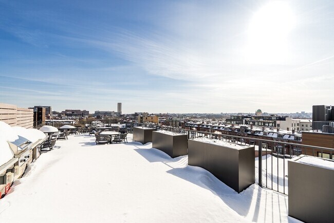 Building Photo - 566 Columbus Ave