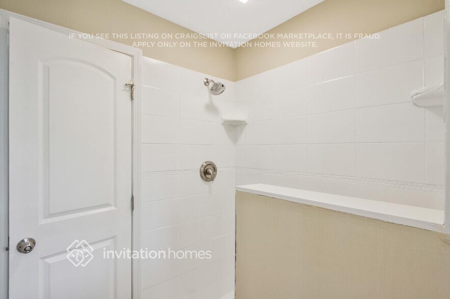 Building Photo - 2247 Hightrail Ct
