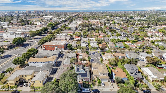 Building Photo - 3783 Stewart Ave